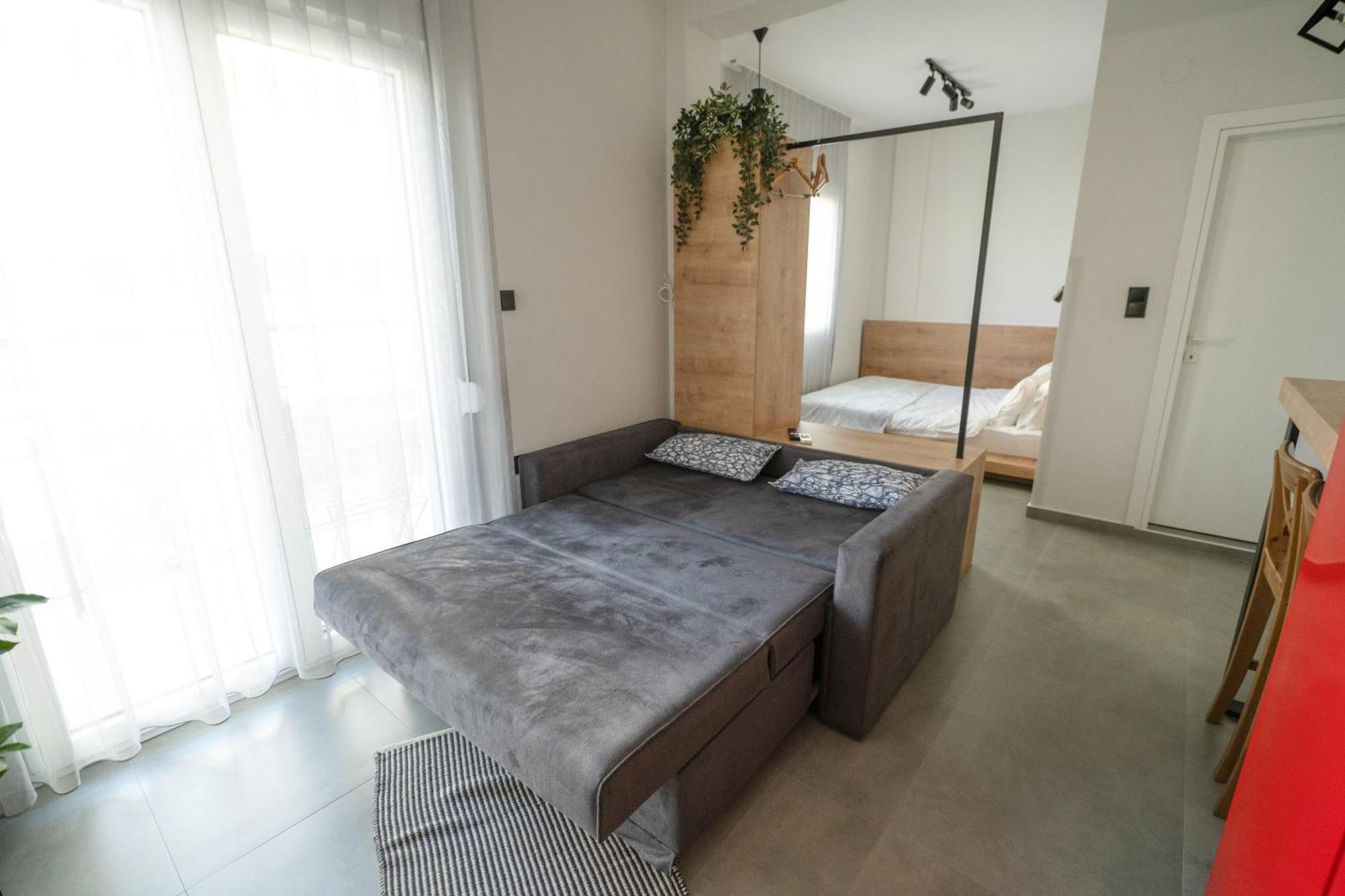 Themis Urban * Komotini